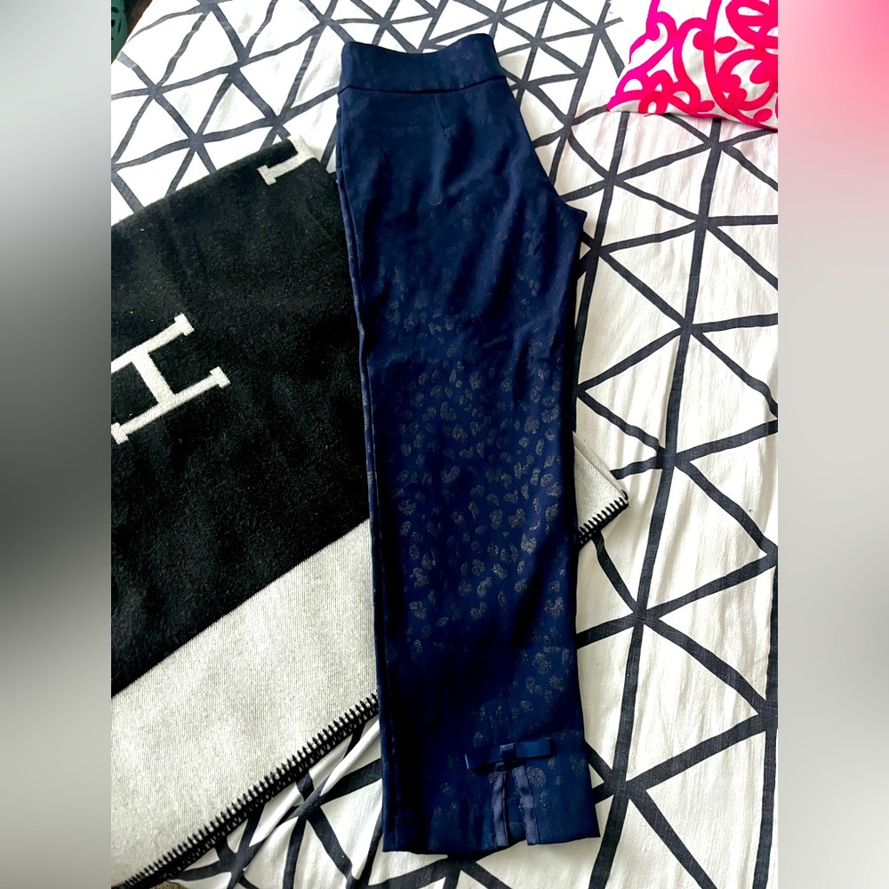 Crown and ivy pants with bow